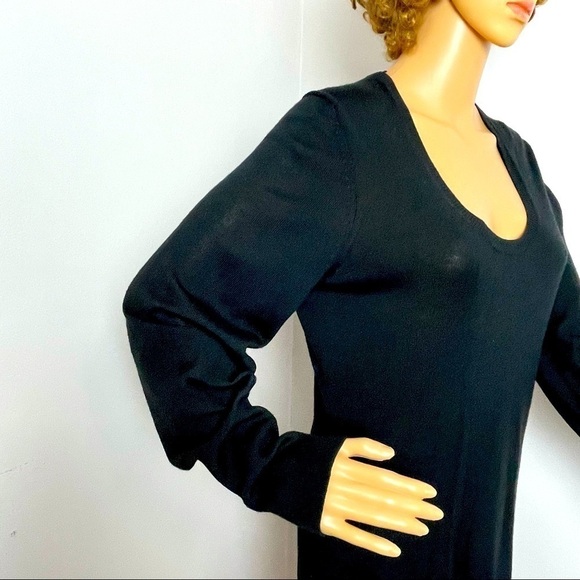 Tahari Black Tunic Sweater – Size Small, Ribbed Hem, Excellent Condition - Picture 3 of 11